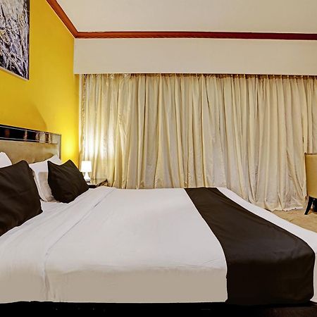 Townhouse 809 Royal Palms Hotel - Rose Collection Mumbai Ngoại thất bức ảnh