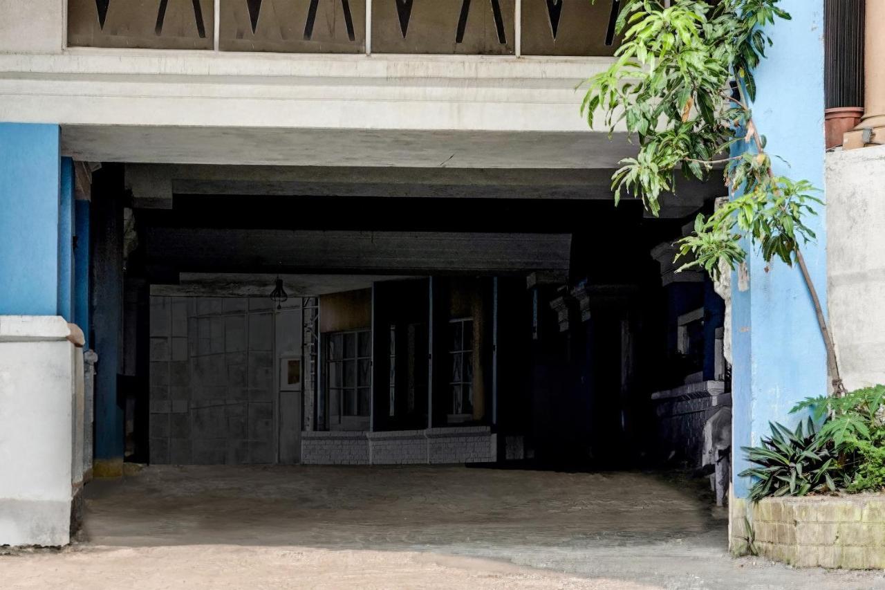 Townhouse 809 Royal Palms Hotel - Rose Collection Mumbai Ngoại thất bức ảnh