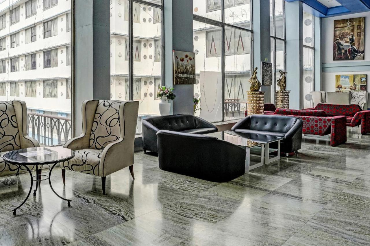 Townhouse 809 Royal Palms Hotel - Rose Collection Mumbai Ngoại thất bức ảnh